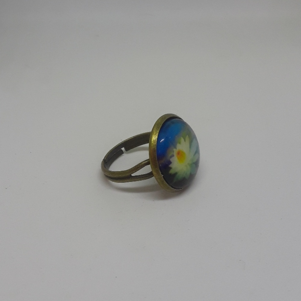Lilly ring - Picture 2 of 2
